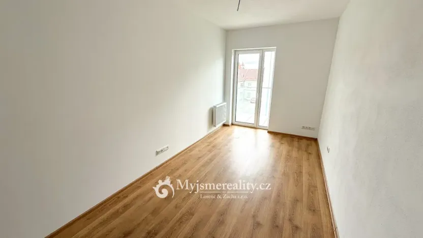 Pronájem bytu 2+kk, Znojmo, Vrbkova, 47 m2