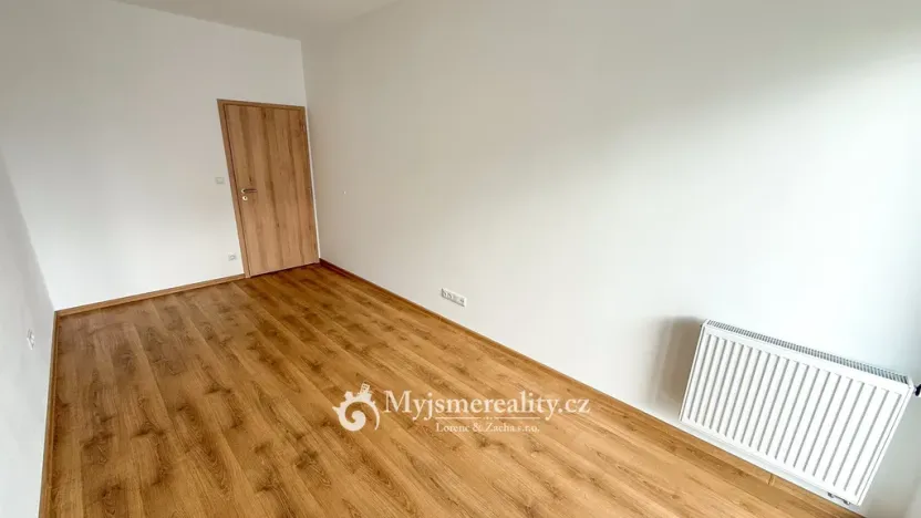 Pronájem bytu 2+kk, Znojmo, Vrbkova, 47 m2