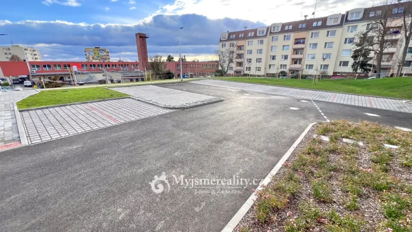 Pronájem bytu 2+kk, Znojmo, Vrbkova, 47 m2