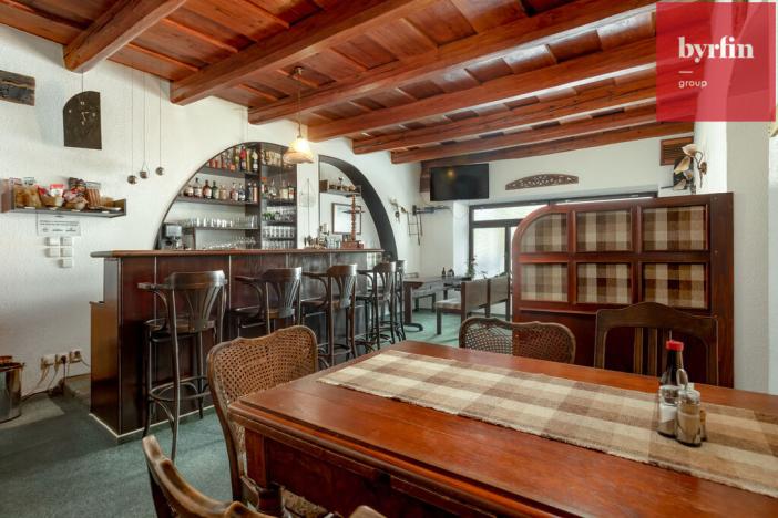 Prodej restaurace, Budišov nad Budišovkou, náměstí Republiky, 510 m2
