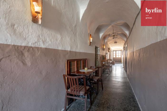 Prodej restaurace, Budišov nad Budišovkou, náměstí Republiky, 510 m2