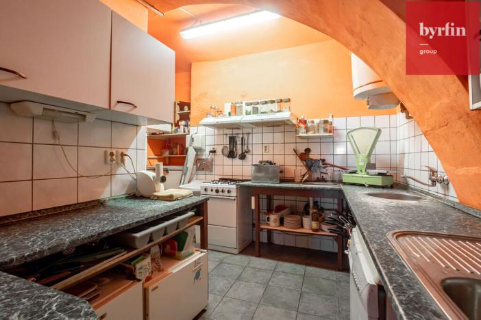 Prodej restaurace, Budišov nad Budišovkou, náměstí Republiky, 510 m2