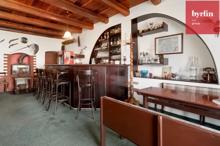 Prodej restaurace, Budišov nad Budišovkou, náměstí Republiky, 510 m2