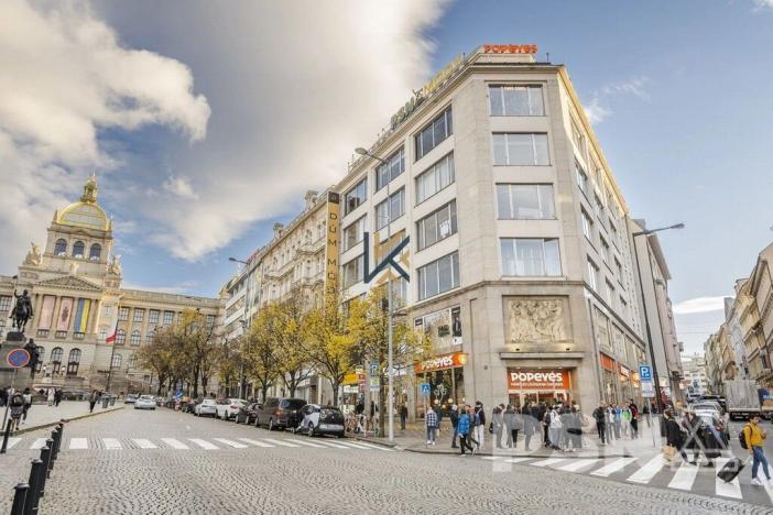 Pronájem obchodního prostoru, Praha - Nové Město, Václavské náměstí, 400 m2