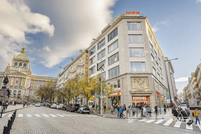 Pronájem obchodního prostoru, Praha - Nové Město, Václavské náměstí, 50 m2