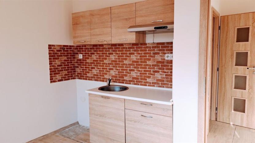 Pronájem bytu 1+kk, Ústí nad Labem - Ústí nad Labem-centrum, Stará, 20 m2