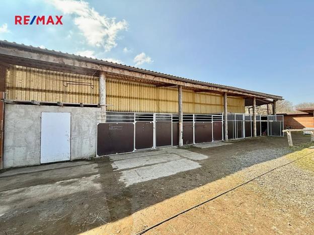 Prodej zemědělského objektu, Spálené Poříčí, 1300 m2