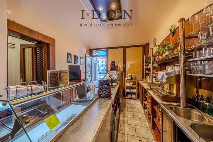 Prodej rodinného domu, Frýdek-Místek, Zámecké nám., 450 m2