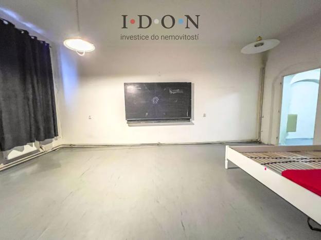 Prodej rodinného domu, Frýdek-Místek, Zámecké nám., 450 m2