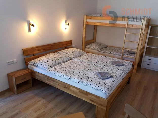 Prodej ubytování, Bavory, 323 m2