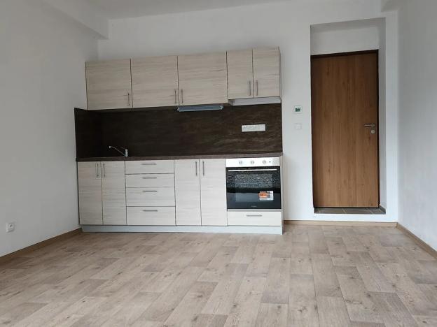 Prodej bytu 1+kk, Třešť, Nádražní, 24 m2