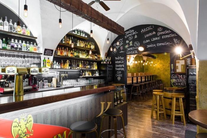 Pronájem restaurace, Olomouc, Dolní náměstí, 53 m2