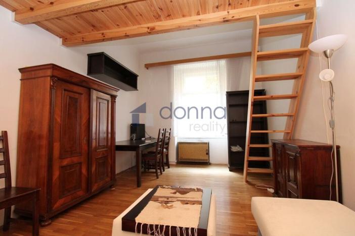 Pronájem bytu 2+kk, Praha, Oldřichova, 41 m2