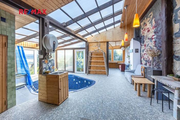 Prodej vícegeneračního domu, Obora, 900 m2