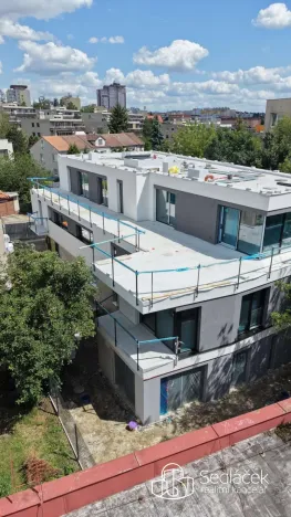 Prodej bytu 1+kk, Praha - Modřany, Na Cikorce, 37 m2