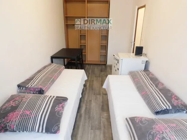 Pronájem pokoje, Plzeň - Východní Předměstí, Zahradní, 19 m2