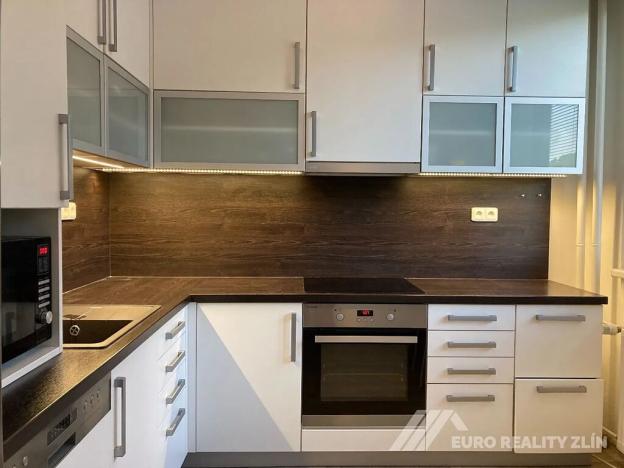 Pronájem bytu 3+1, Zlín, Křiby, 65 m2