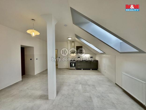 Pronájem bytu 3+kk, Klatovy - Klatovy III, Domažlická, 85 m2
