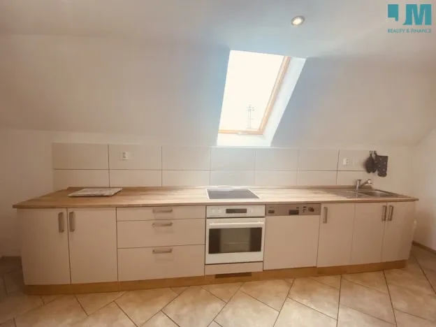 Pronájem bytu 2+kk, Humpolec, Pod Tratí, 80 m2