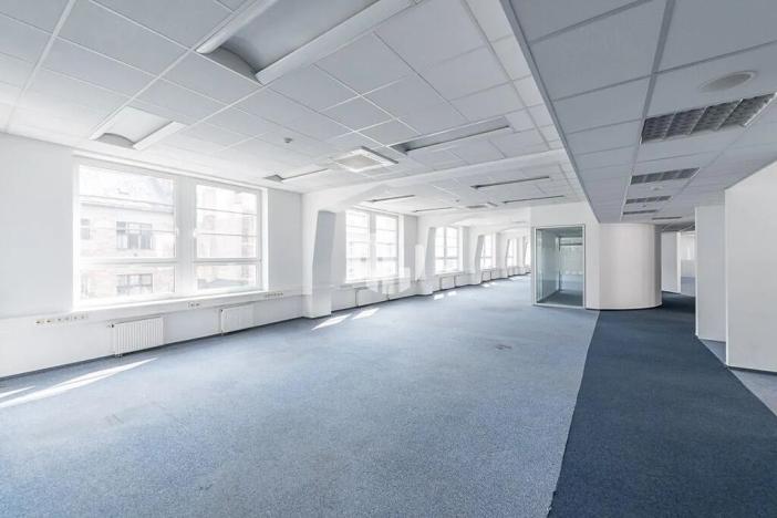 Pronájem kanceláře, Praha - Karlín, Sokolovská, 218 m2
