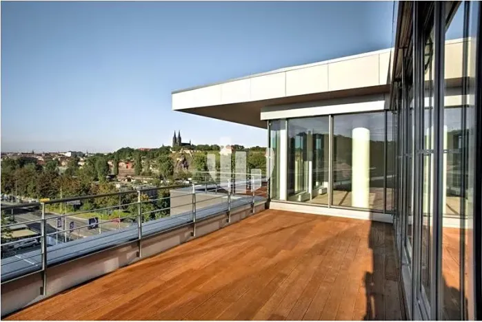 Pronájem kanceláře, Praha - Smíchov, Moulíkova, 296 m2