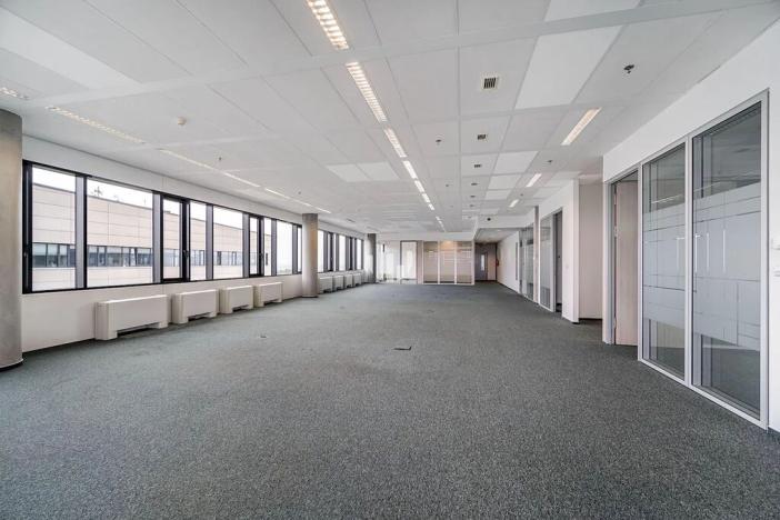 Pronájem kanceláře, Praha - Prosek, Prosecká, 300 m2