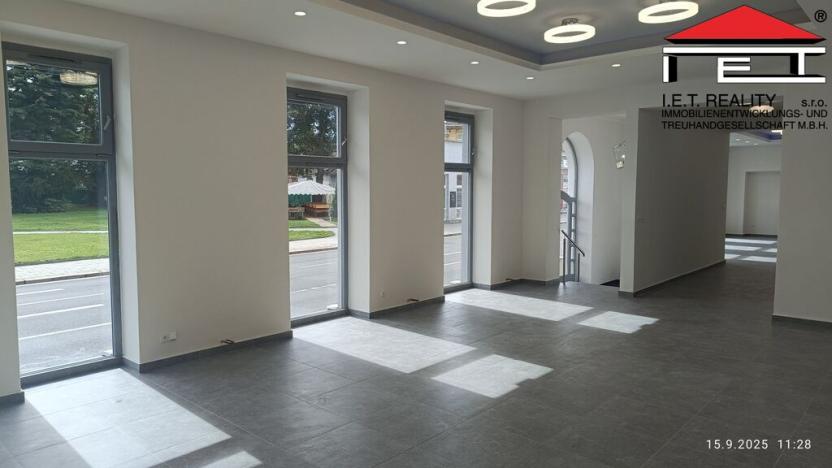 Pronájem obchodního prostoru, Opava, Olomoucká, 212 m2