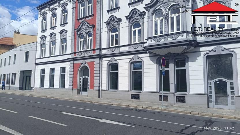 Pronájem obchodního prostoru, Opava, Olomoucká, 212 m2
