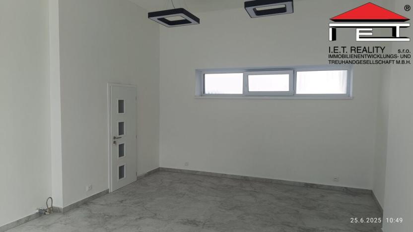 Pronájem obchodního prostoru, Opava, Olomoucká, 127 m2