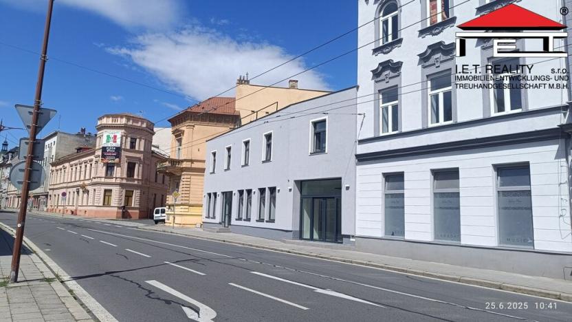 Pronájem obchodního prostoru, Opava, Olomoucká, 33 m2