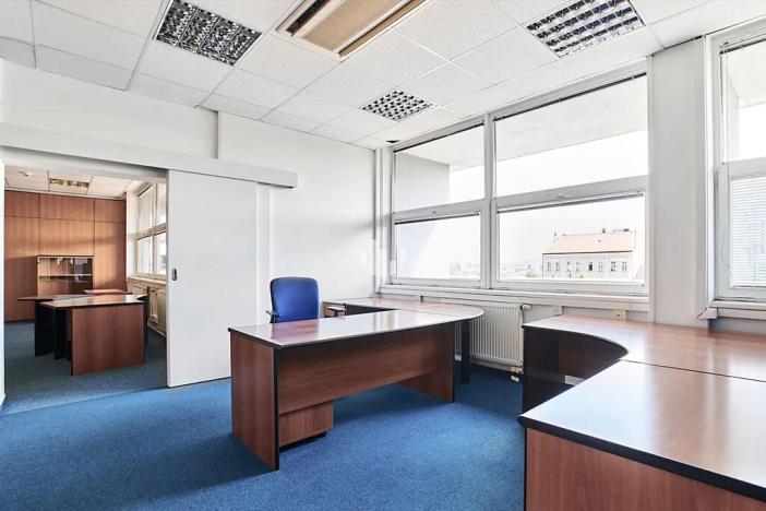 Pronájem kanceláře, Praha - Strašnice, Vinohradská, 376 m2