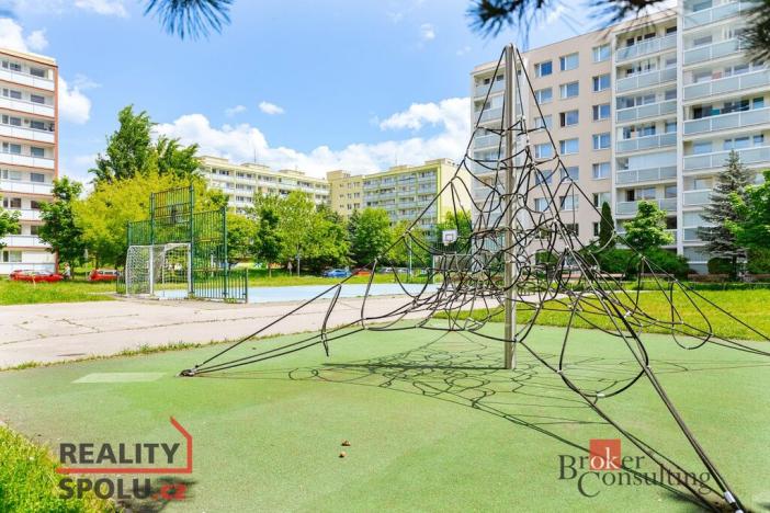 Prodej bytu 3+1, Praha - Řepy, Španielova, 74 m2