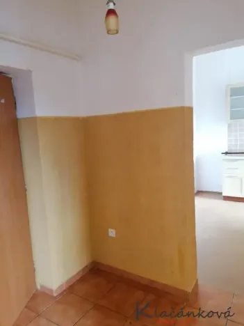 Pronájem bytu 1+1, Napajedla, Masarykovo náměstí, 33 m2