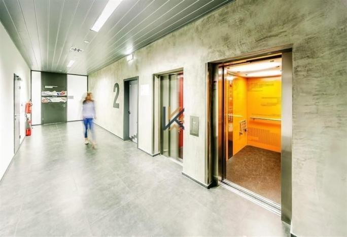 Pronájem kanceláře, Praha - Smíchov, Nádražní, 539 m2