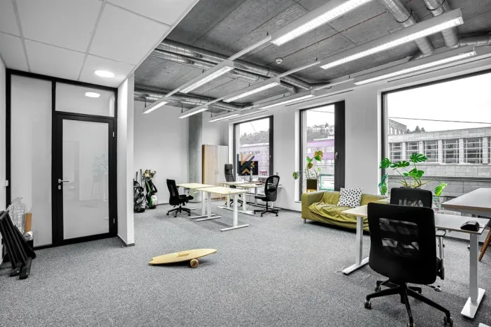 Pronájem kanceláře, Praha - Smíchov, Nádražní, 539 m2