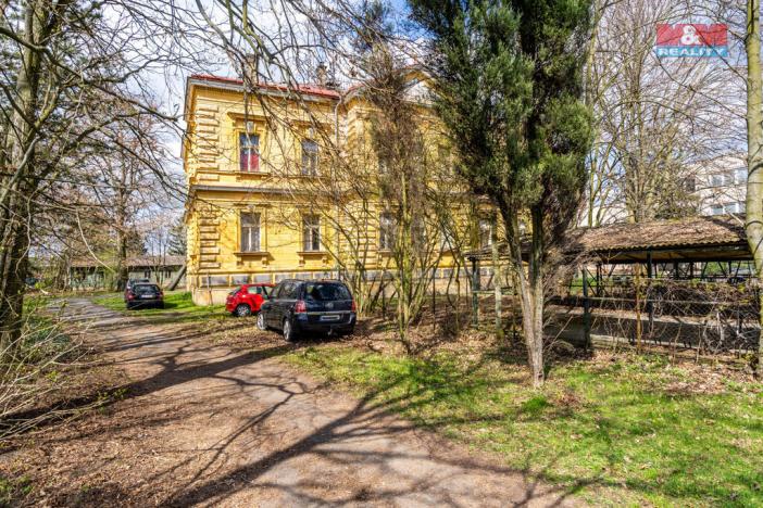 Prodej činžovního domu, Křinec, Tyršova, 630 m2