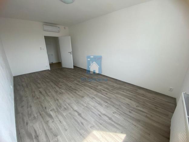 Pronájem bytu 2+kk, Plzeň, Železniční, 78 m2