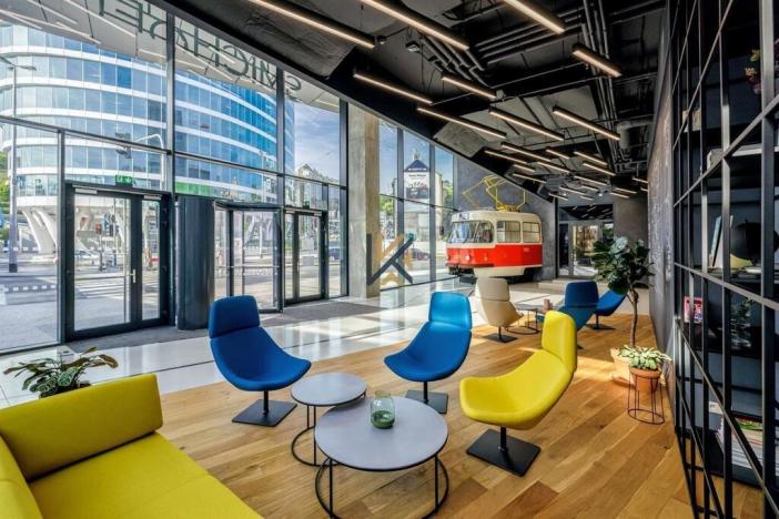 Pronájem kanceláře, Praha - Smíchov, Plzeňská, 500 m2