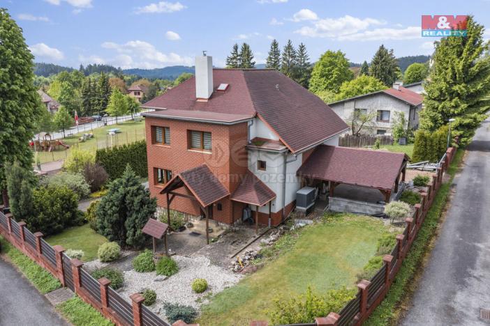 Prodej rodinného domu, Borová, 370 m2