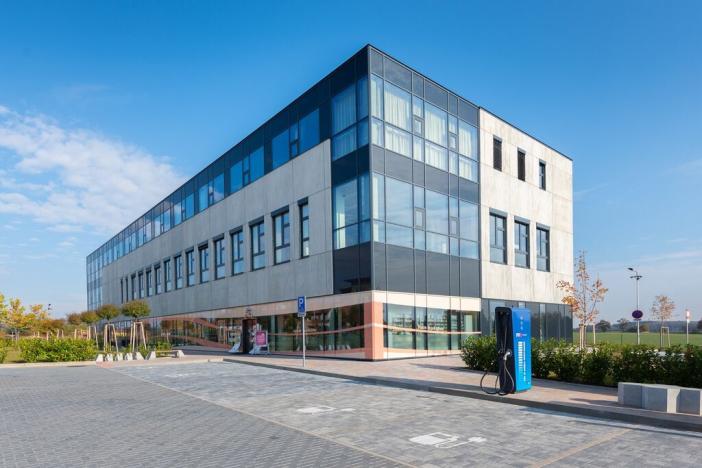 Pronájem bytu 2+kk, Praha - Čakovice, Schoellerova, 62 m2