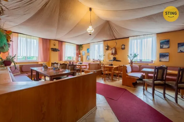 Prodej restaurace, Horní Město - Rešov, 600 m2
