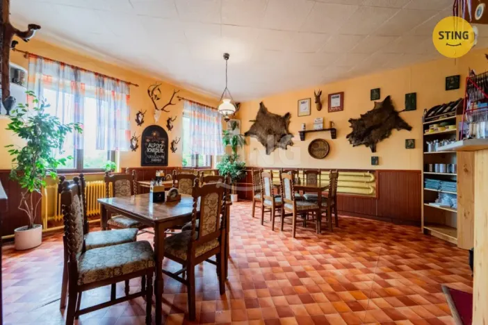 Prodej restaurace, Horní Město - Rešov, 600 m2