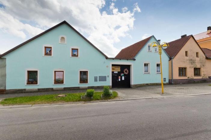 Prodej rodinného domu, Číměř, 429 m2