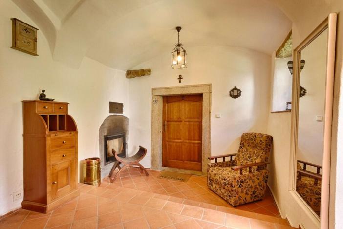 Prodej rodinného domu, Číměř, 429 m2