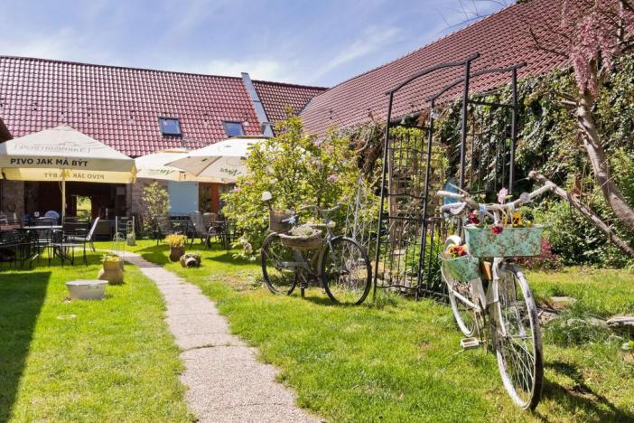 Prodej rodinného domu, Číměř, 429 m2