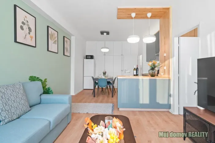 Pronájem bytu 2+kk, Praha - Vysočany, Kolbenova, 55 m2