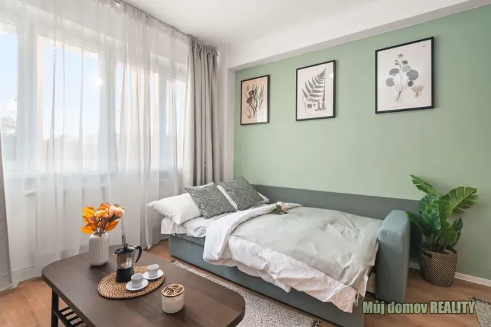 Pronájem bytu 2+kk, Praha - Vysočany, Kolbenova, 55 m2