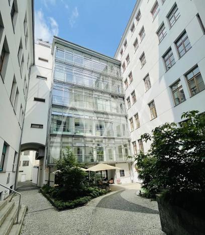 Pronájem kanceláře, Praha - Nové Město, Lazarská, 136 m2