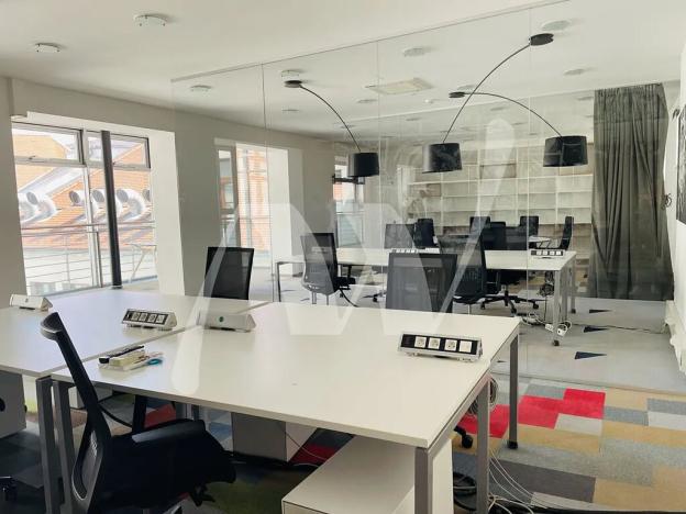 Pronájem kanceláře, Praha - Nové Město, Lazarská, 136 m2