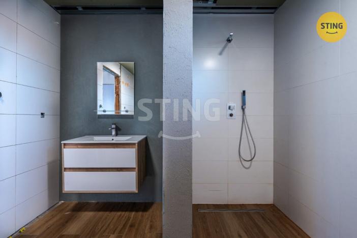 Prodej rodinného domu, Krásensko, 183 m2